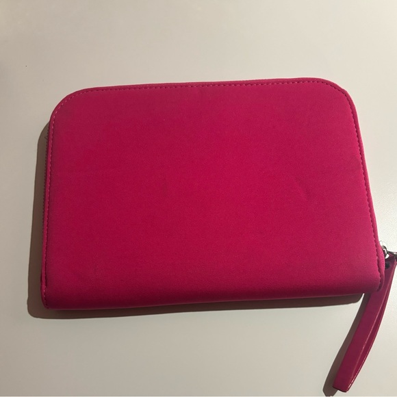 Marc by Marc Jacobs Pink Wallet/ Tablet Case - Picture 2 of 4
